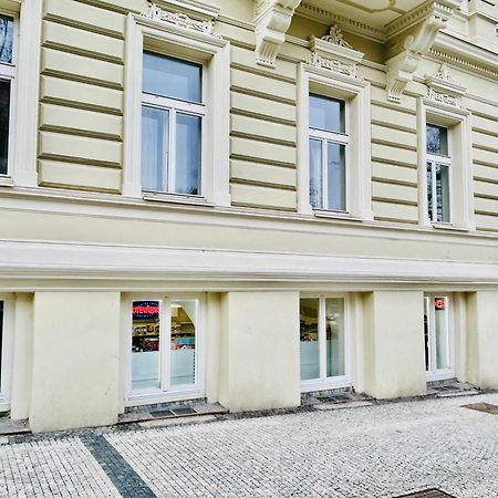New Design & Style Apartments 50M From Wenceslas Square Прага Экстерьер фото