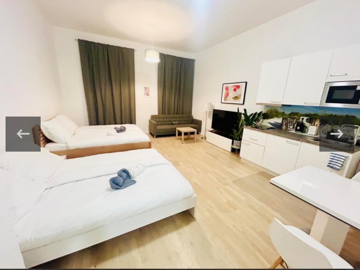 New Design & Style Apartments 50M From Wenceslas Square Прага Экстерьер фото